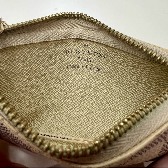 Louis Vuitton Key Pouch - Picture 5 of 8